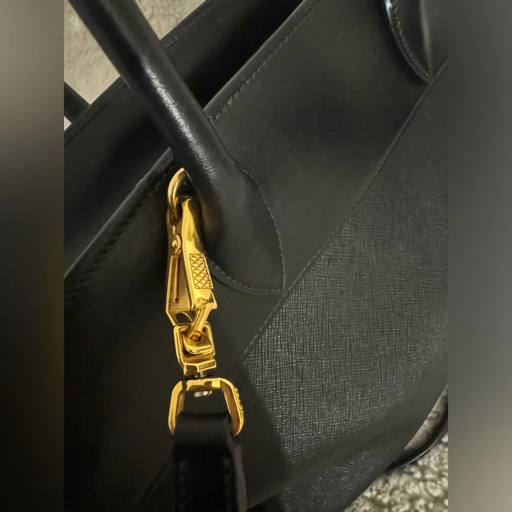 Prada Paradigme Tote Saffiano with City Calf Medium in Black with Gold Hardware - Picture 3 of 15